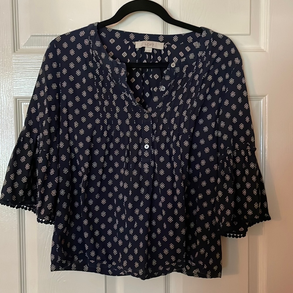 Loose Flowy Ann Taylor LOFT top